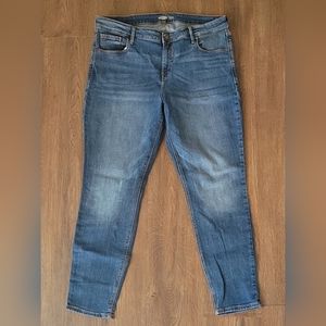Old Navy Rockstar Super Skinny Denim